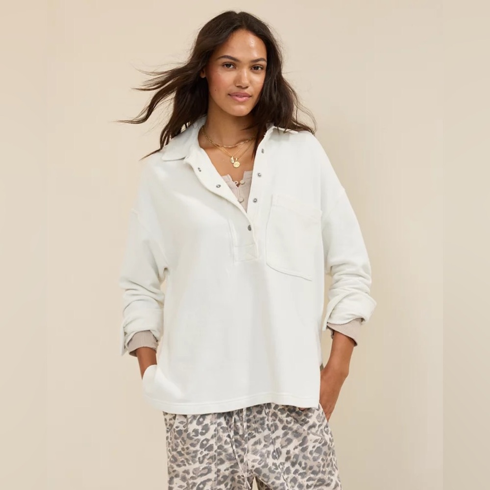 Aerie Classic White Button-Up Top